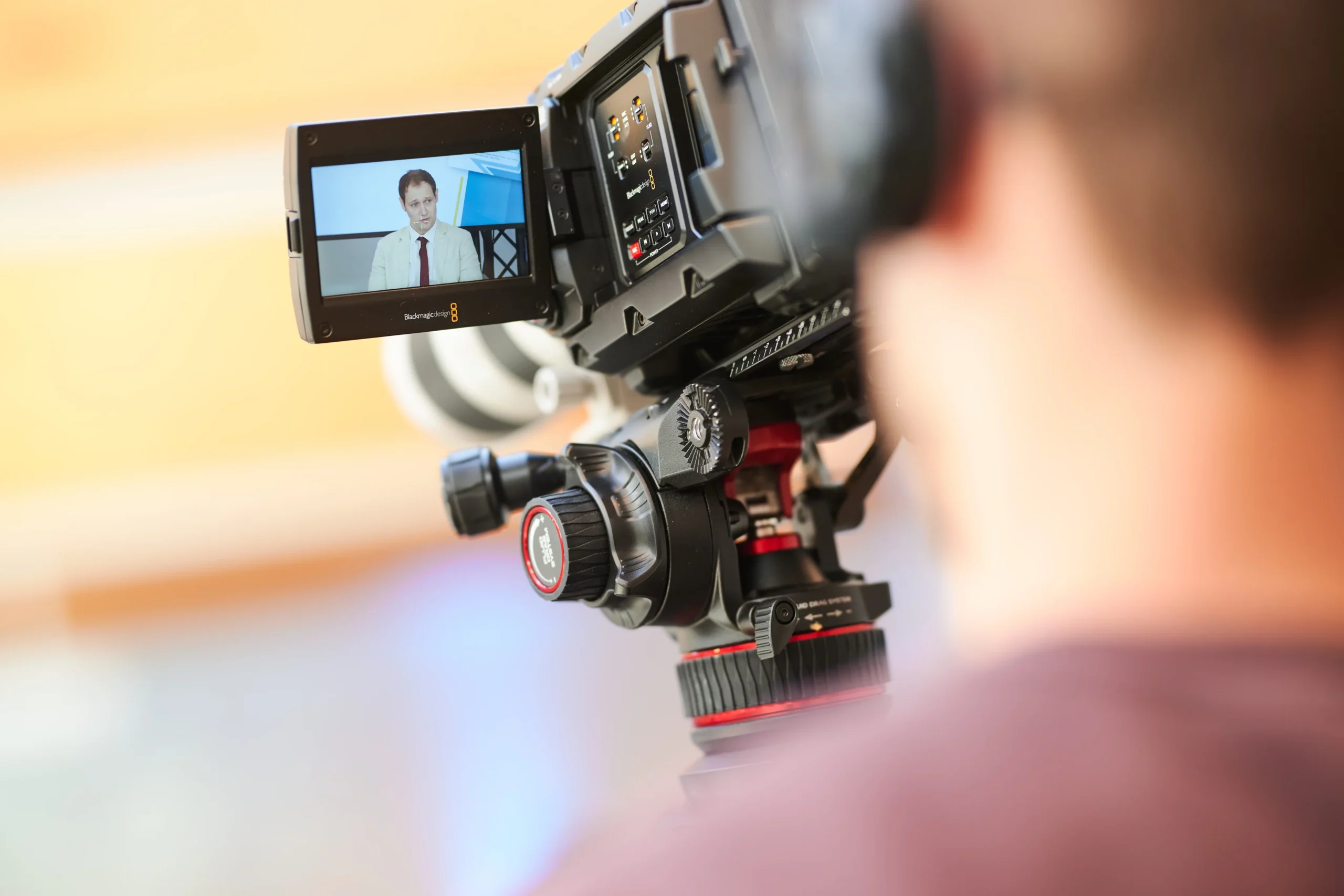 Professional videographer filming private receptions and corporate events in Brussels